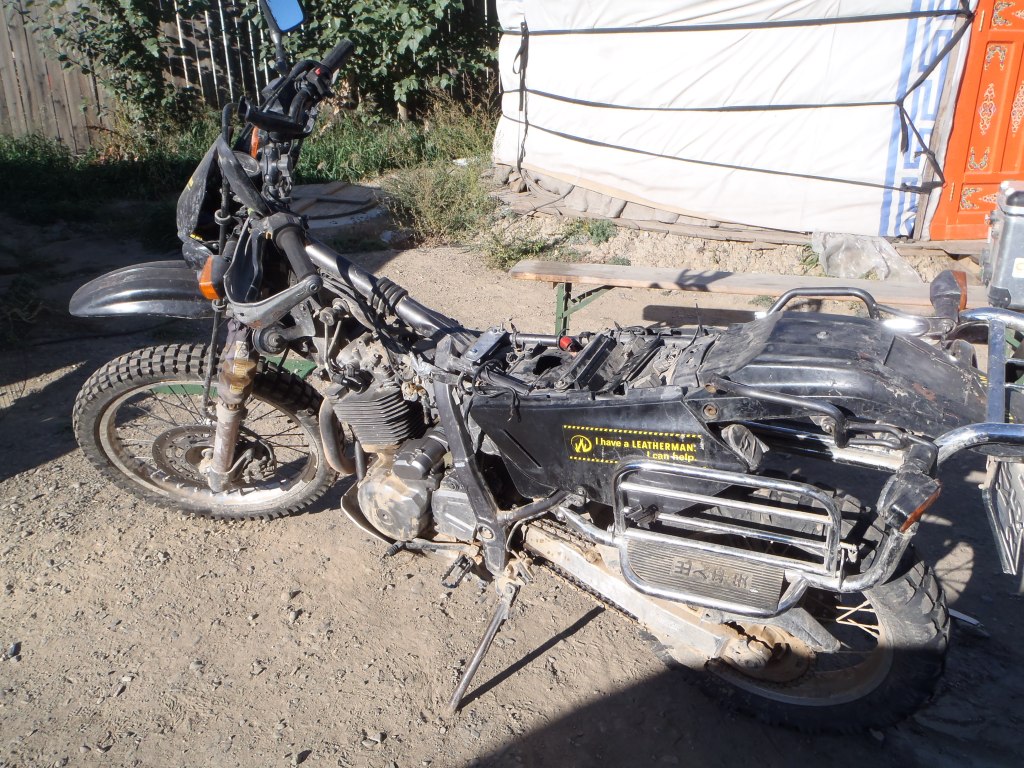Mongolia: Fixing Dozer